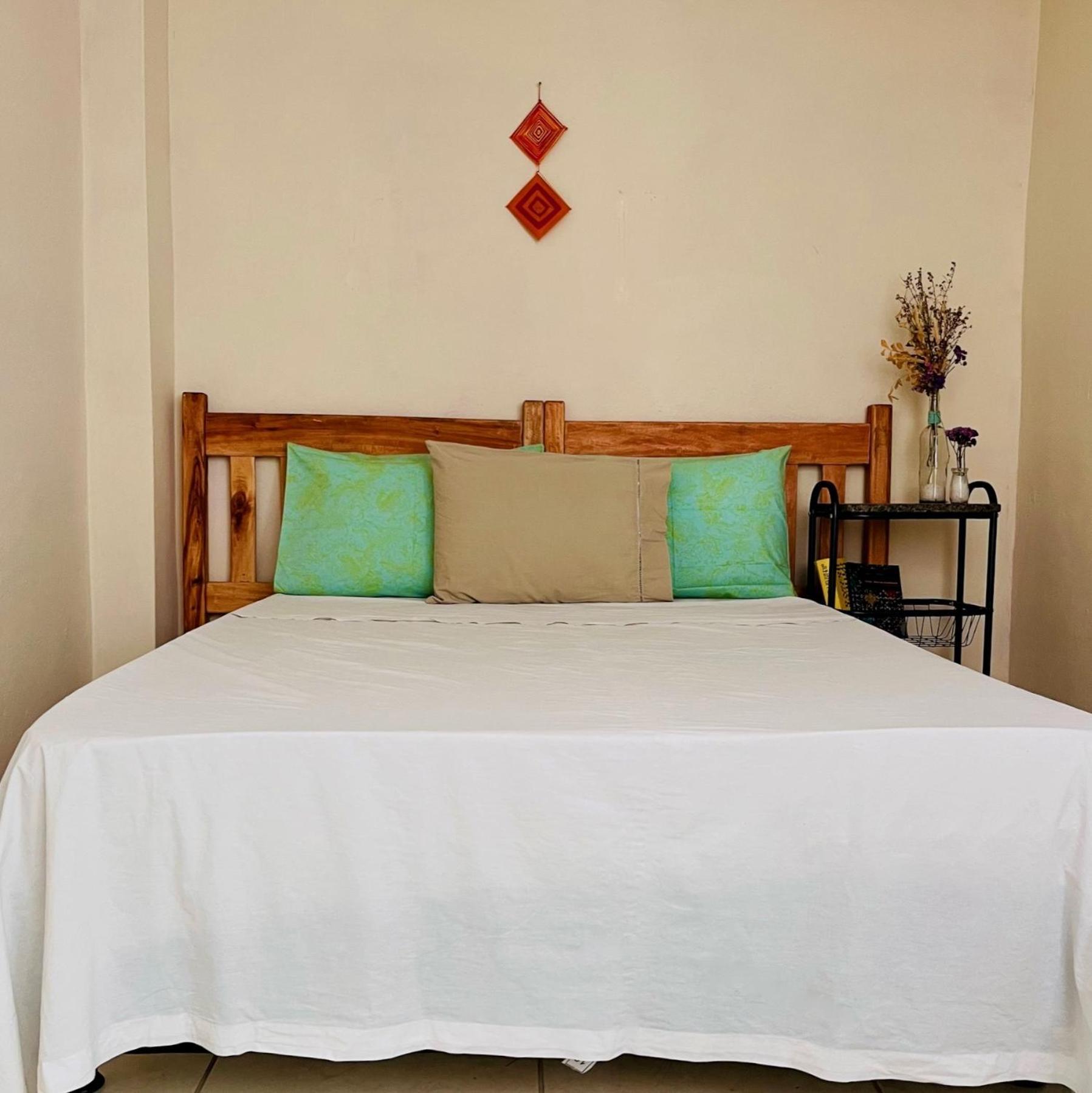 Multiverso Hostel เลนโซยส์ ภายนอก รูปภาพ