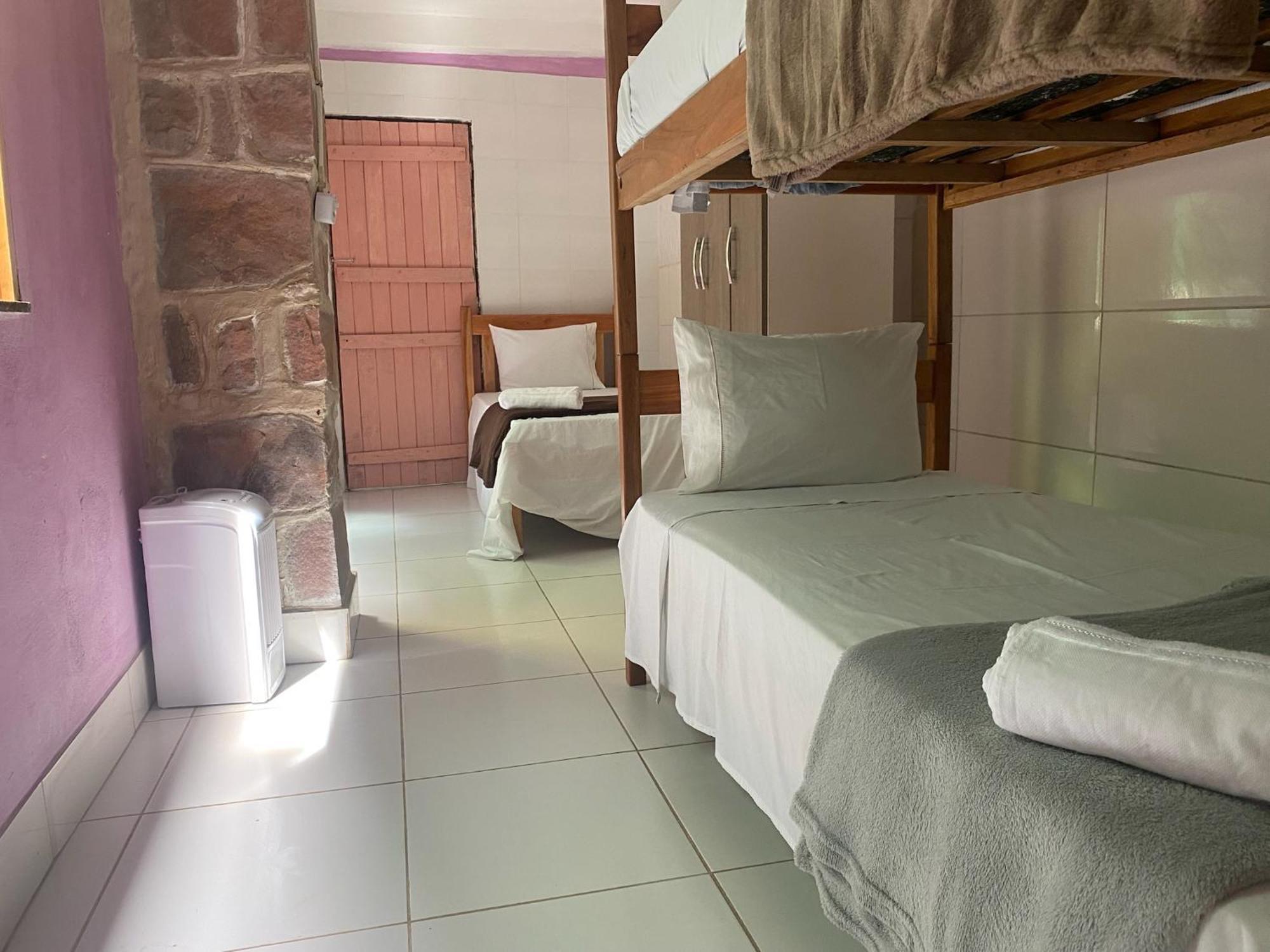 Multiverso Hostel เลนโซยส์ ภายนอก รูปภาพ